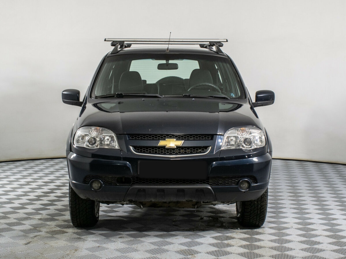 Chevrolet Niva I Рестайлинг, 2012 - фото №2