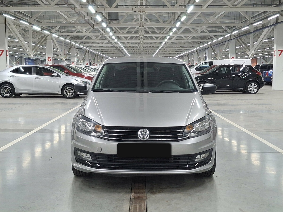 Volkswagen Polo V Рестайлинг, 2018 - фото №2