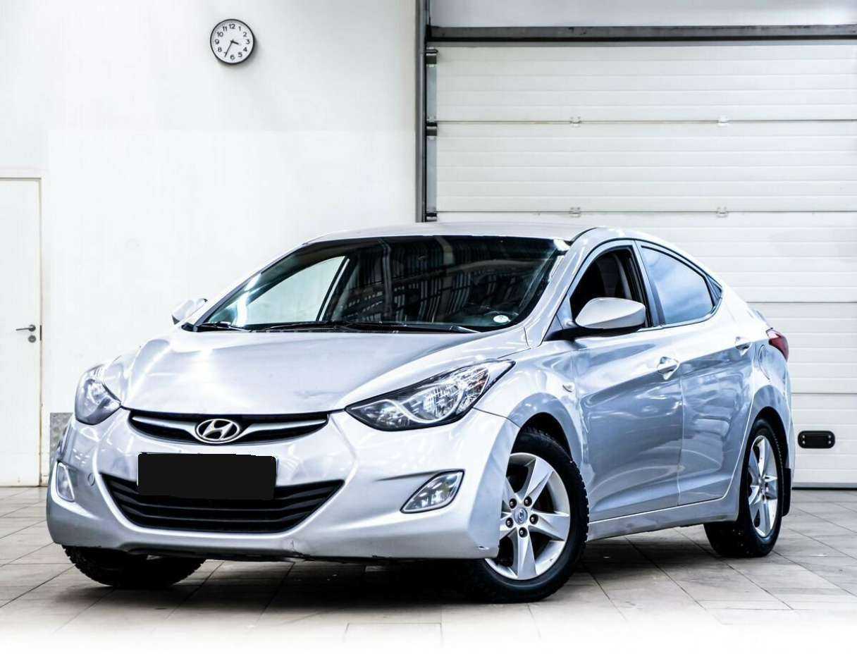Hyundai Elantra, 2012