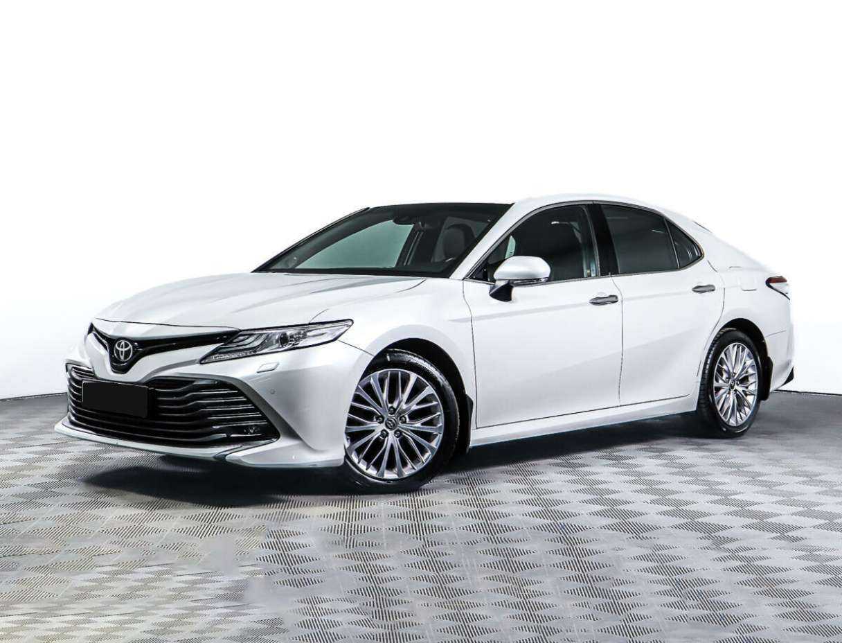 Toyota Camry, 2020