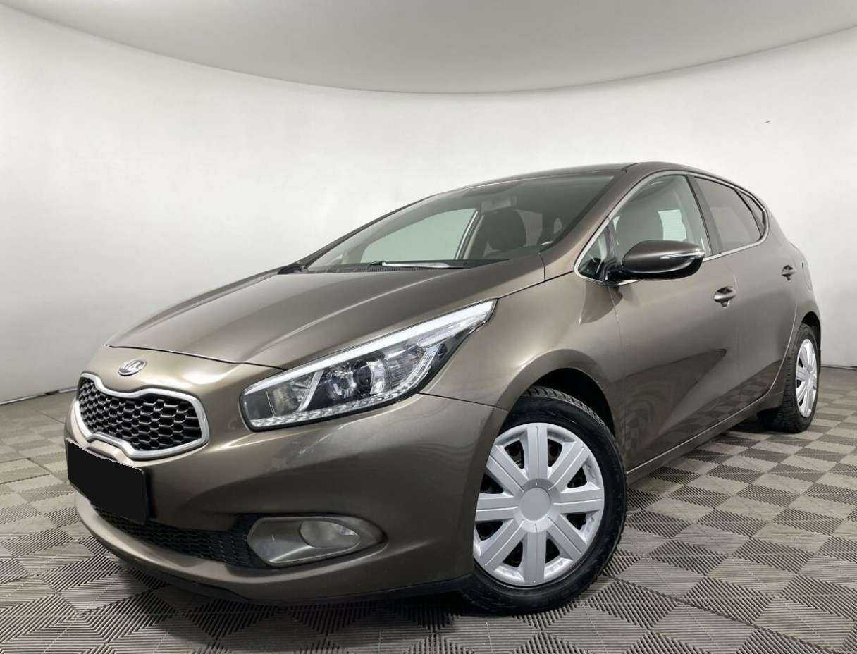 Kia Ceed, 2013