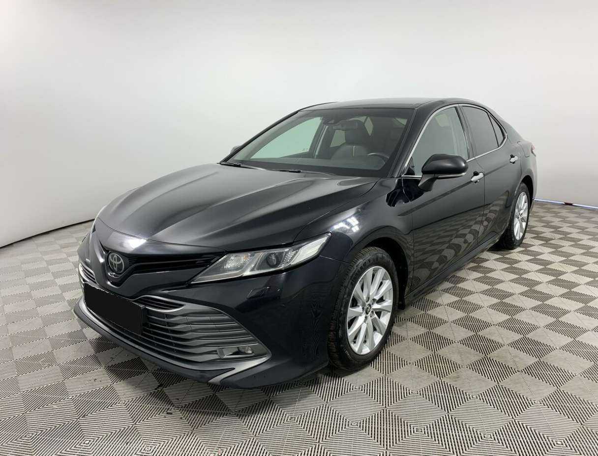 Toyota Camry, 2019