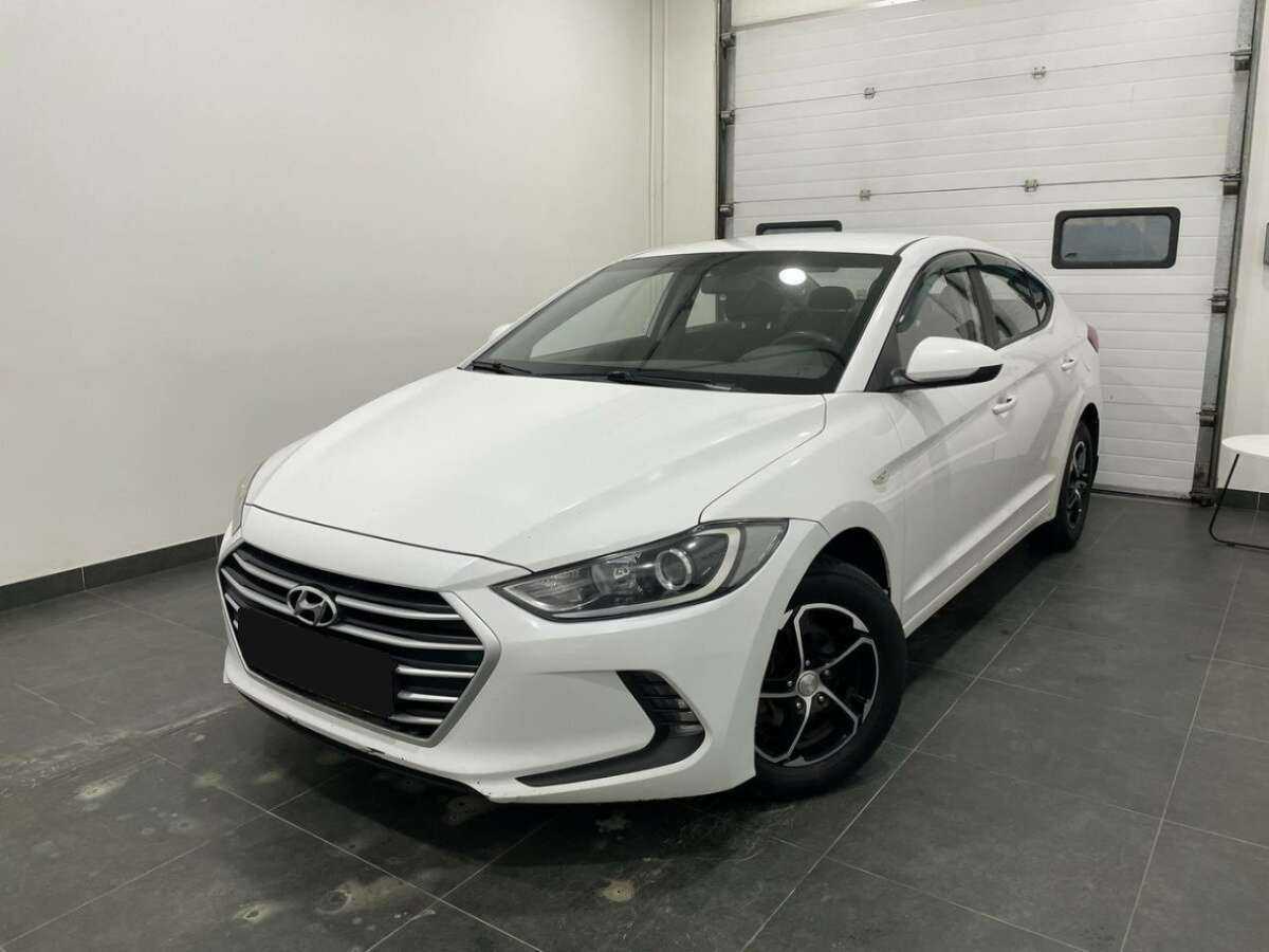 Hyundai Elantra, 2016