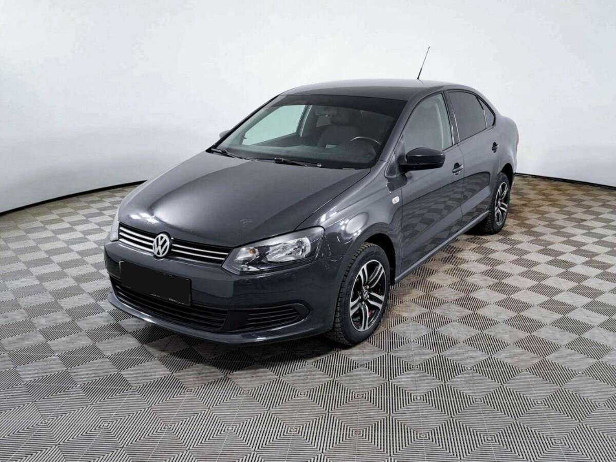 Volkswagen Polo, 2012 - фото №1