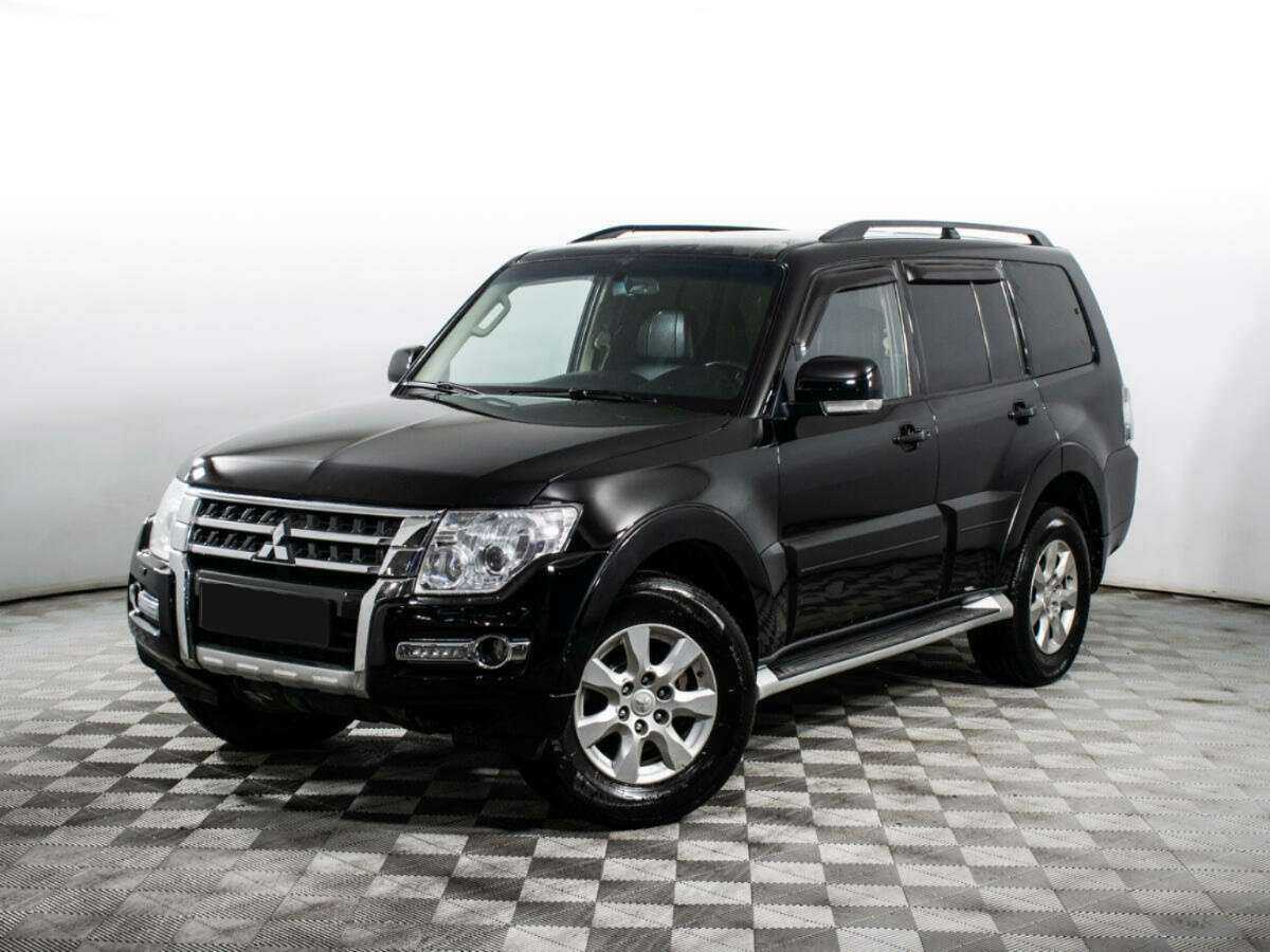 Mitsubishi Pajero, 2015 - фото №1
