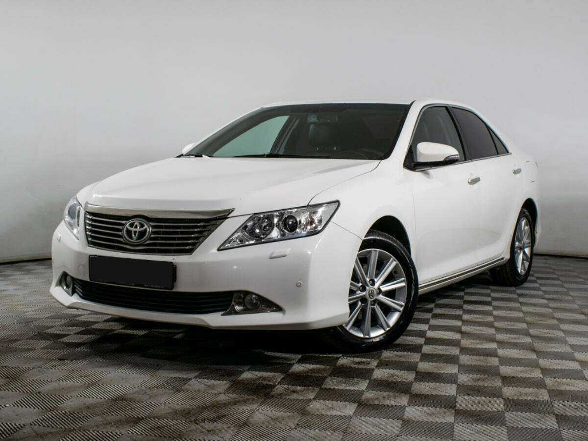 Toyota Camry, 2014