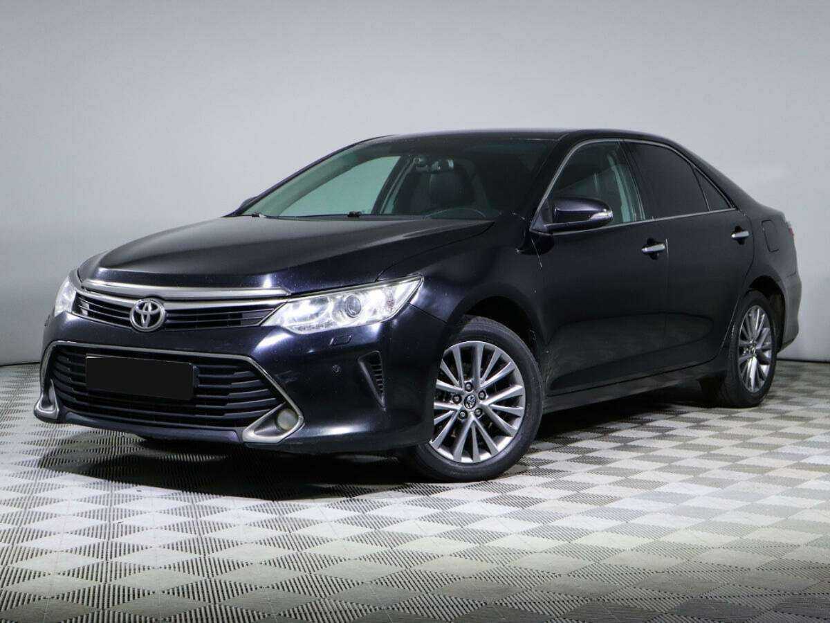Toyota Camry, 2017 - фото №1