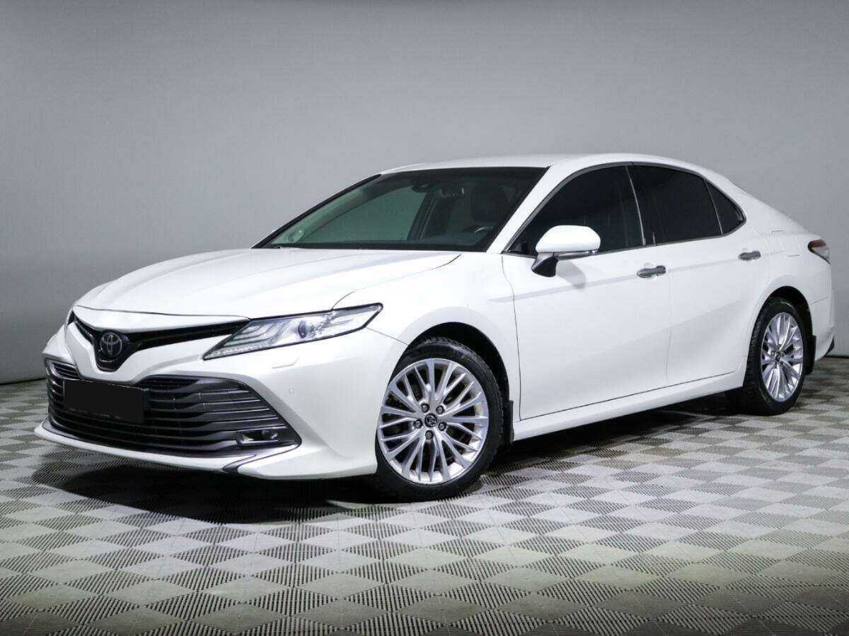 Toyota Camry, 2018
