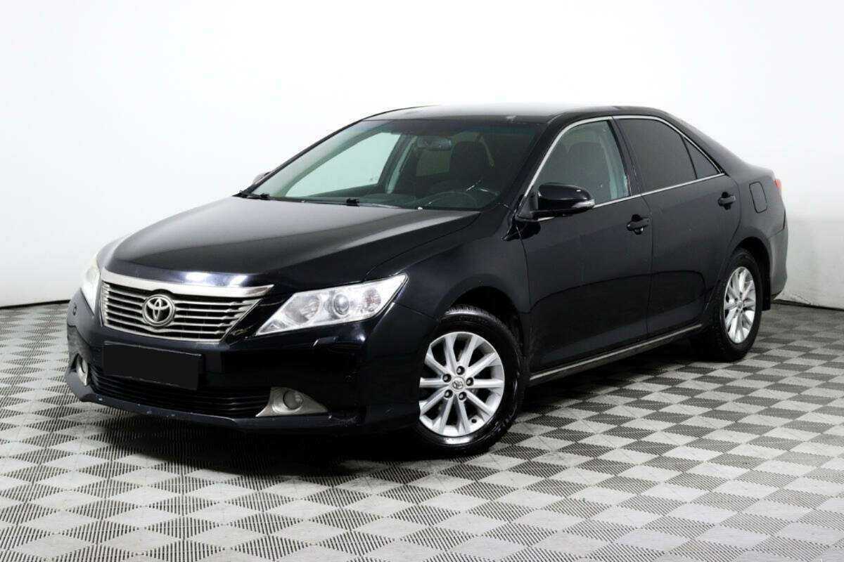 Toyota Camry, 2012 - фото №1