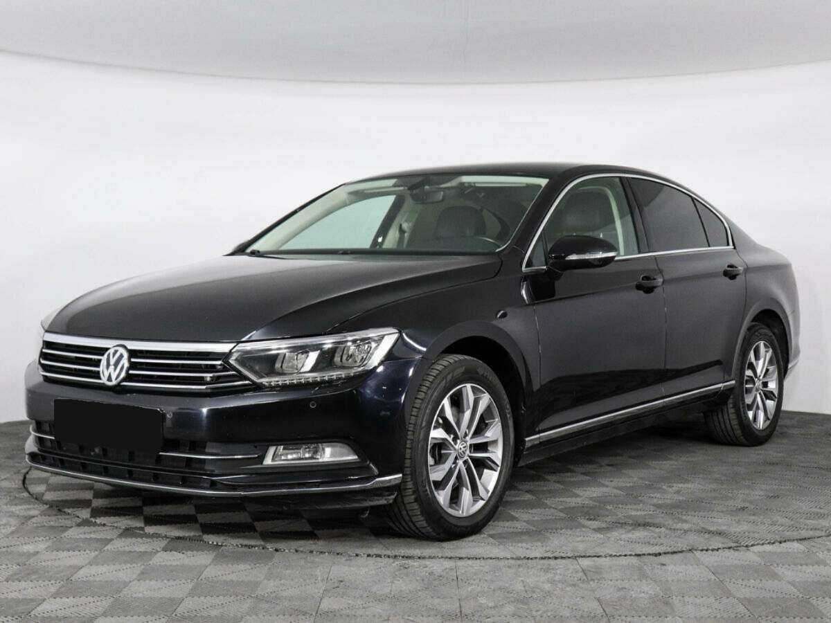 Volkswagen Passat, 2016 - фото №1