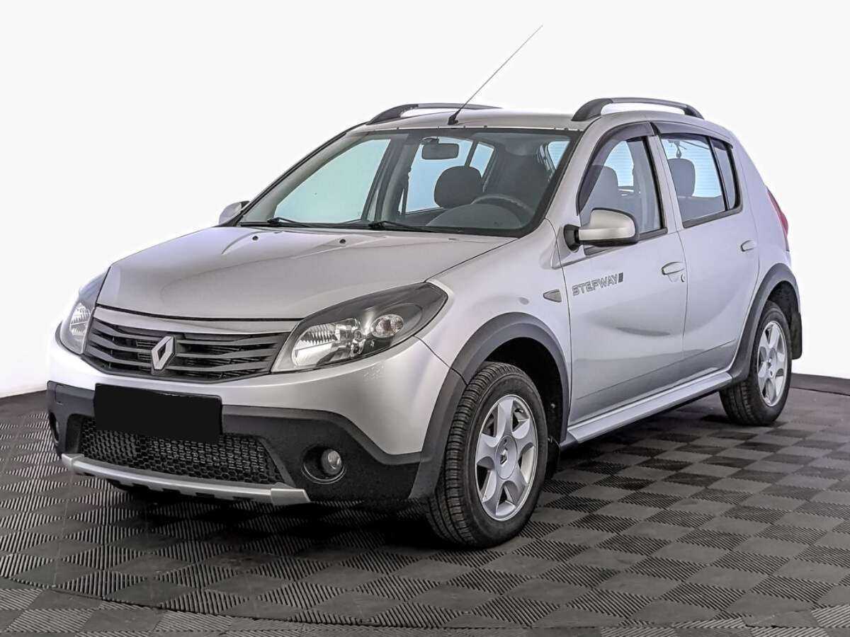 Renault Sandero, 2013 - фото №1
