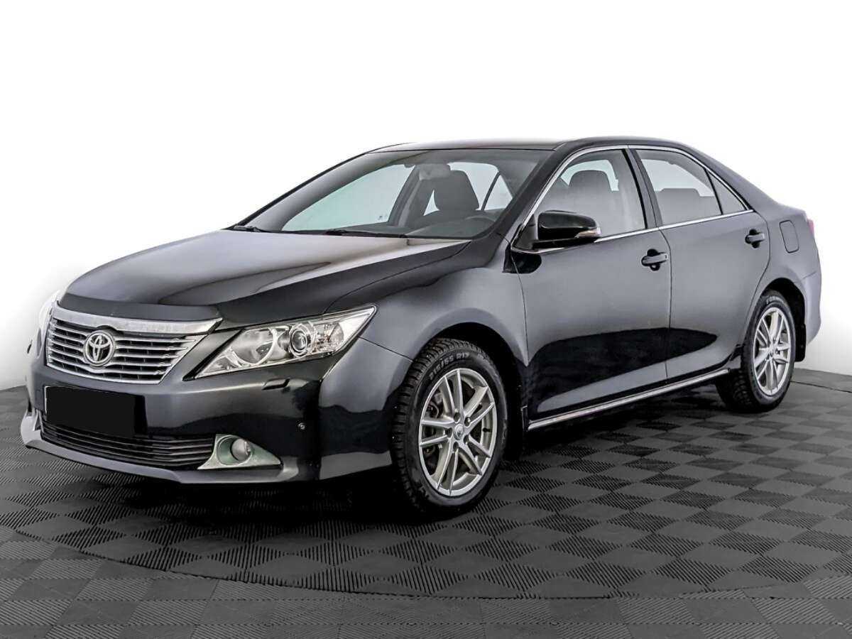 Toyota Camry, 2013 - фото №1