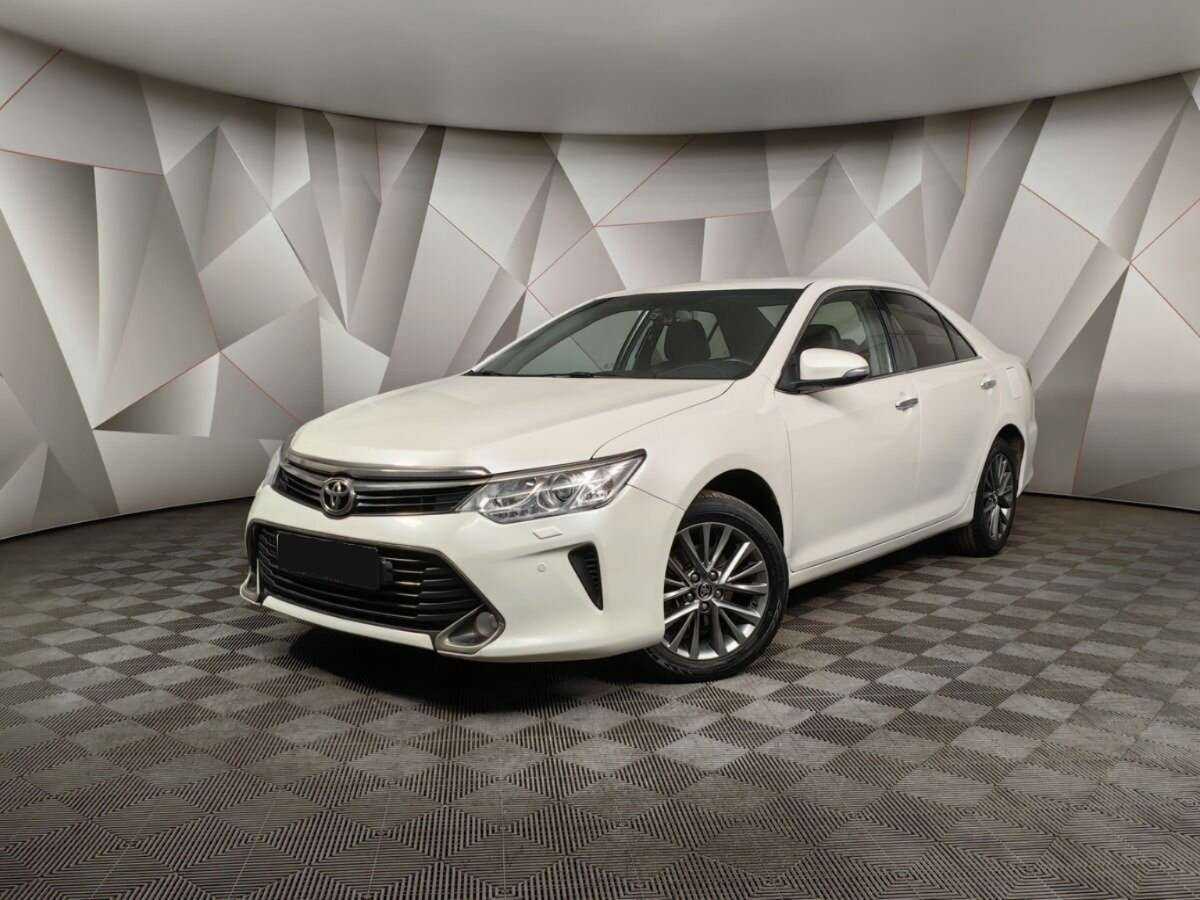 Toyota Camry, 2017