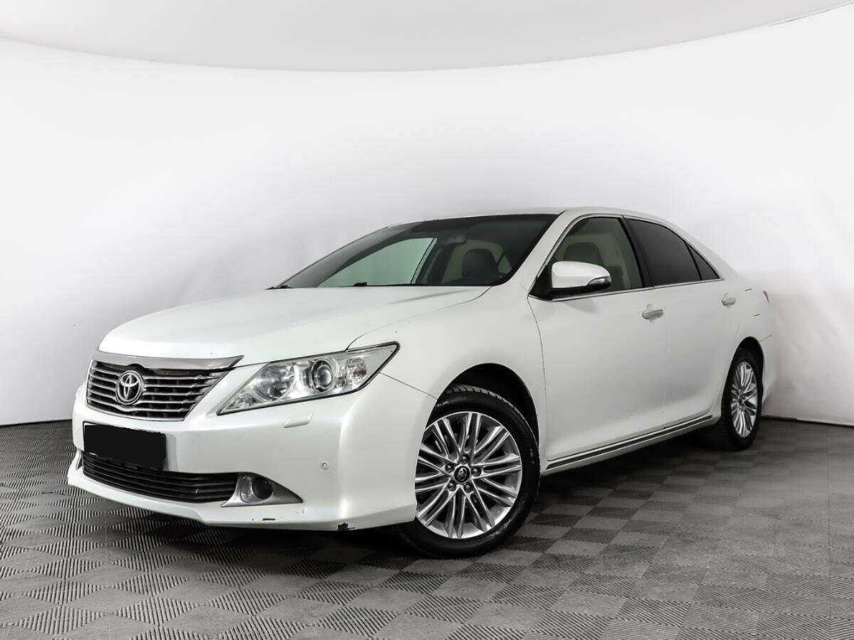 Toyota Camry, 2012