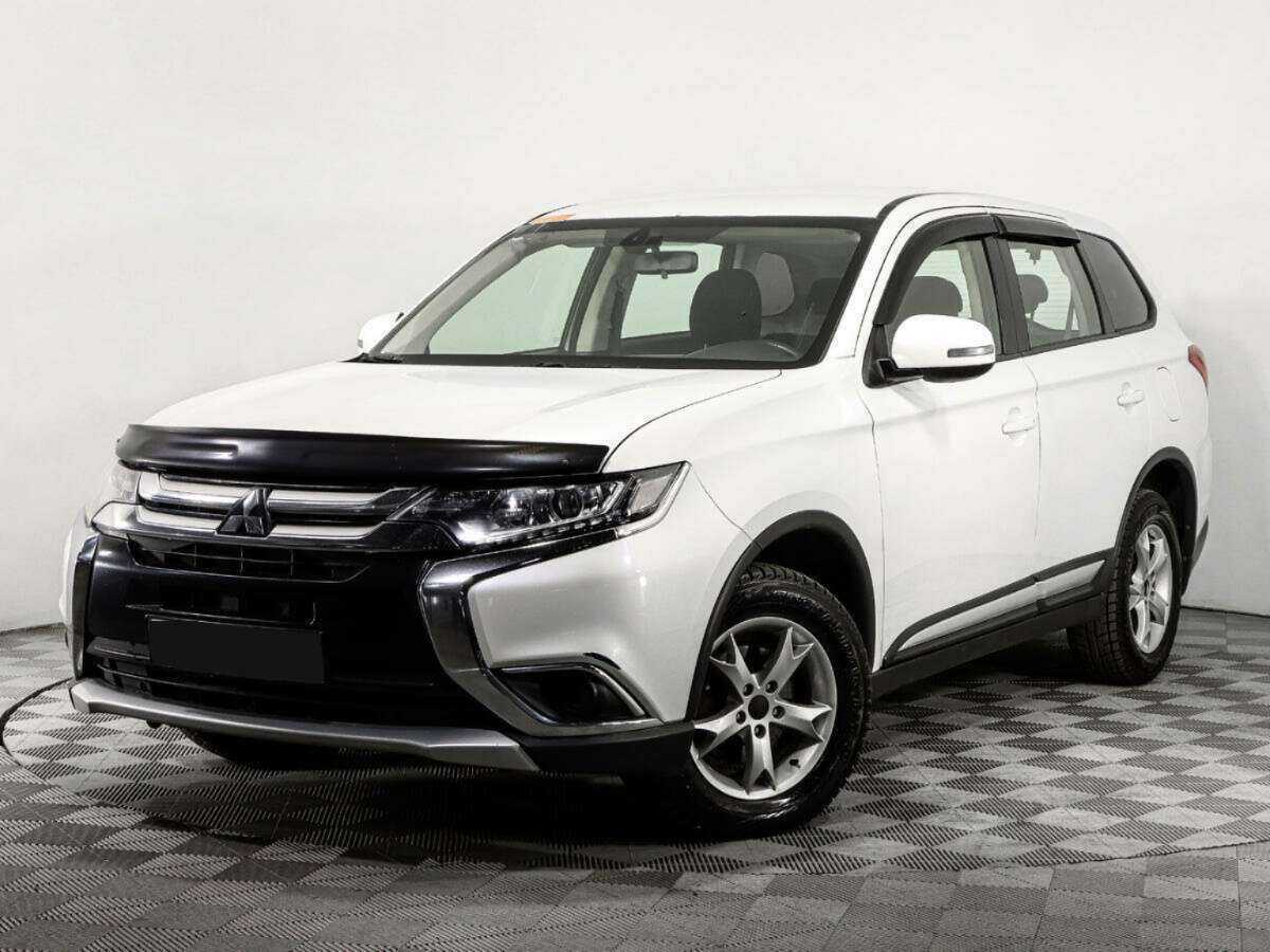Mitsubishi Outlander, 2018 - фото №1