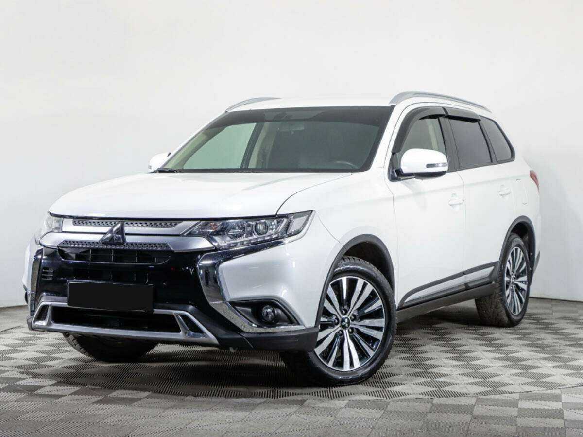 Mitsubishi Outlander, 2021