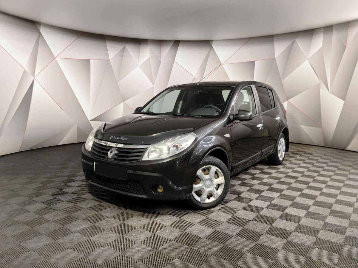 Renault Sandero, 2013 - фото №1