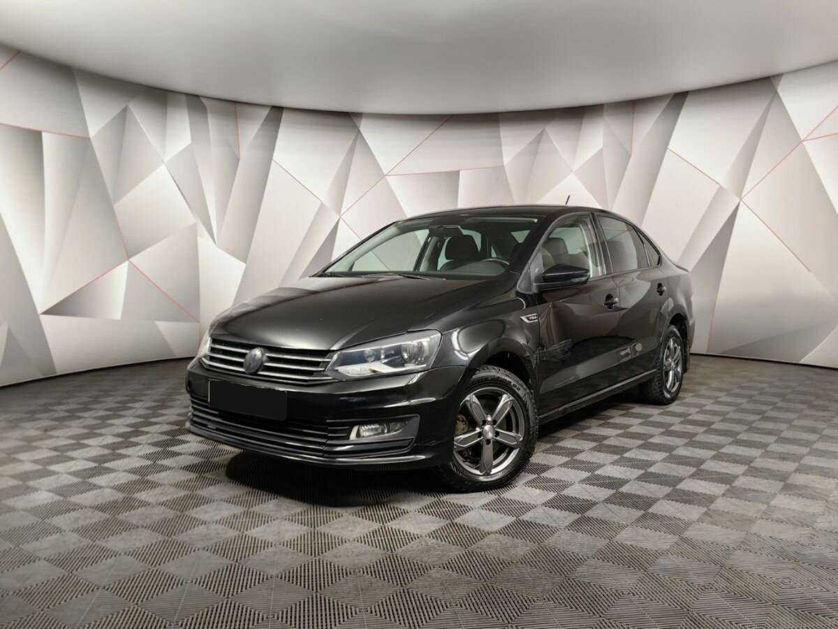 Volkswagen Polo, 2018 - фото №1