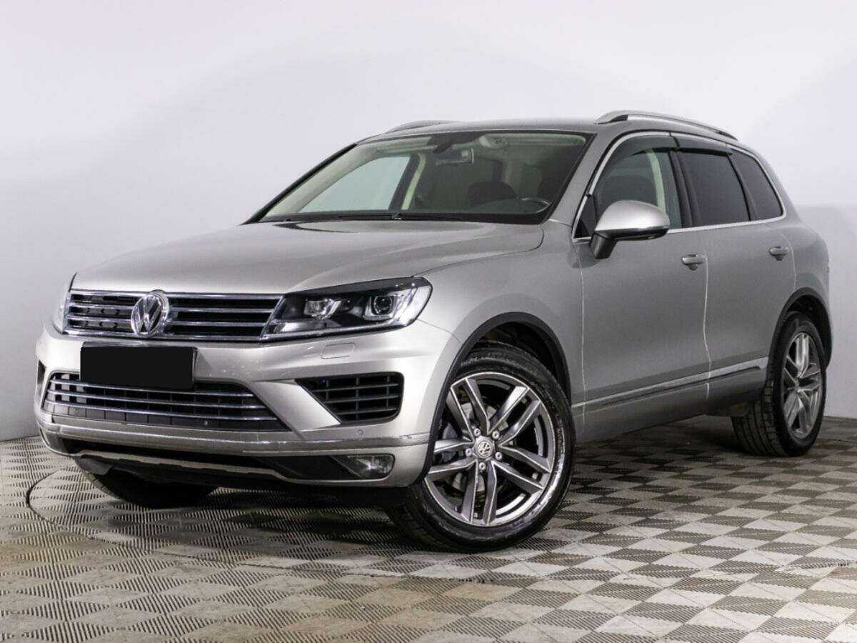 Volkswagen Touareg, 2015 - фото №1