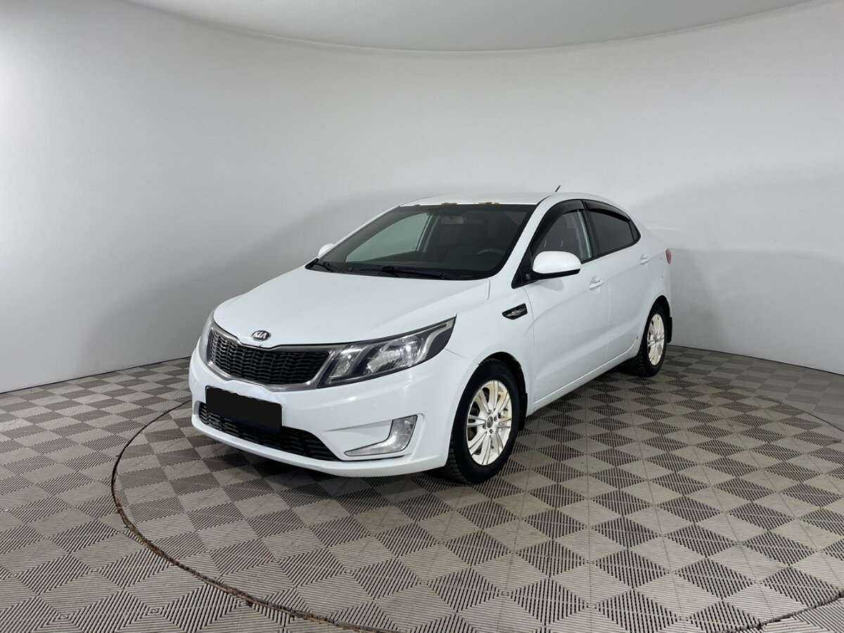 Kia Rio 5-speed, 2013 - фото №1