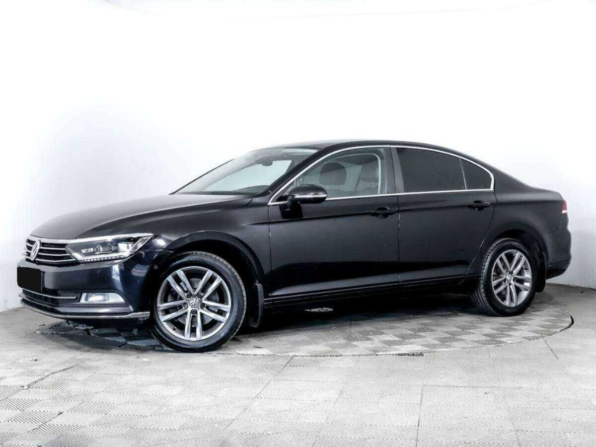 Volkswagen Passat, 2017 - фото №1