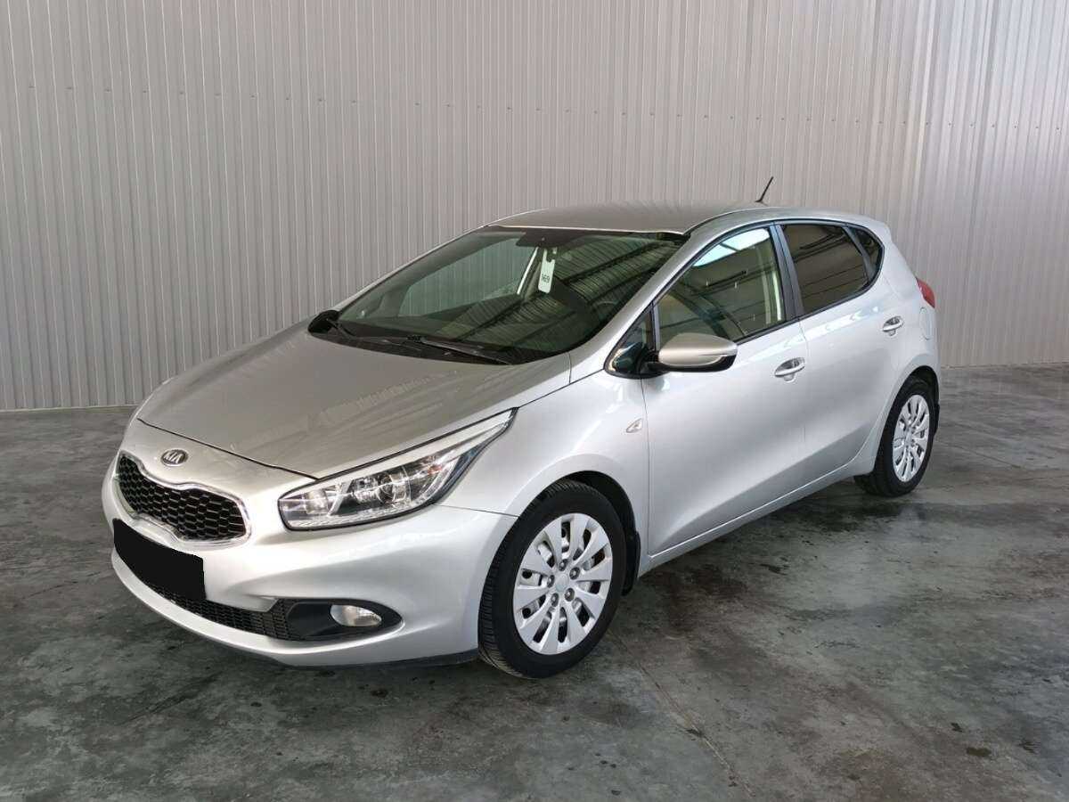 Kia Ceed, 2013