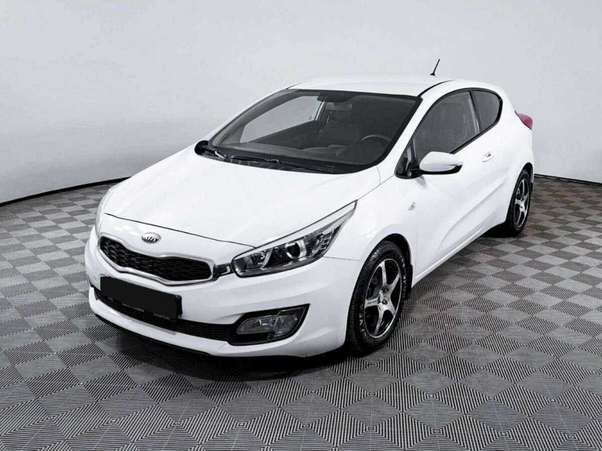 Kia Ceed, 2013 - фото №1