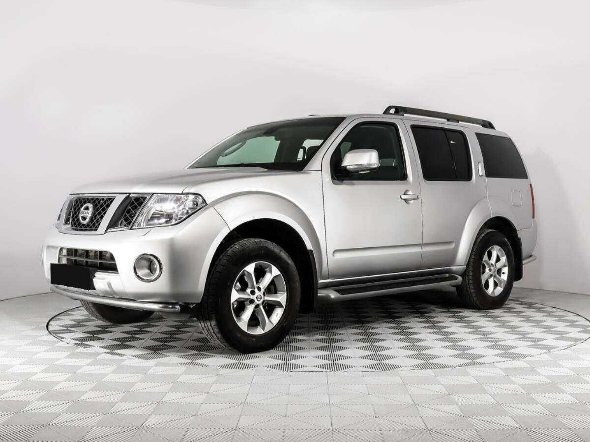 Nissan Pathfinder, 2012 - фото №1