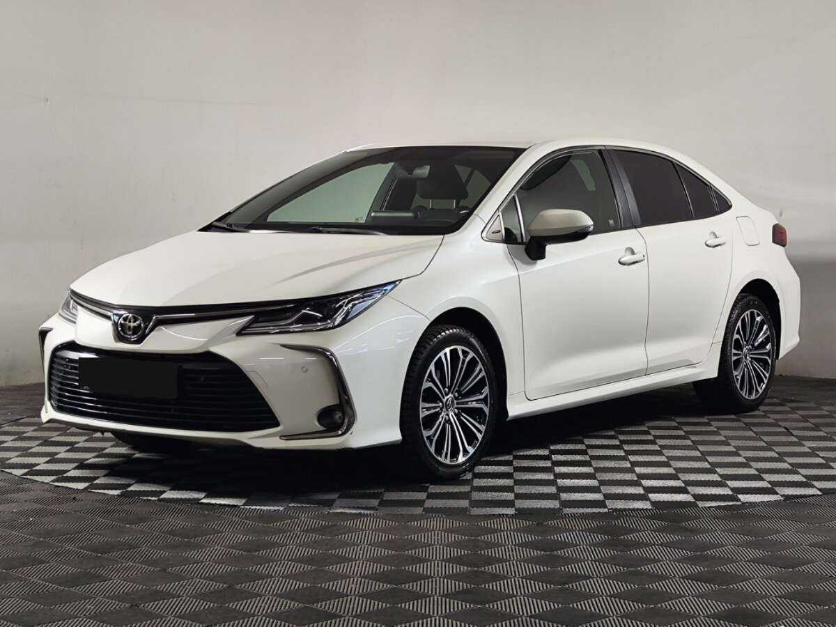 Toyota Corolla, 2019 - фото №1