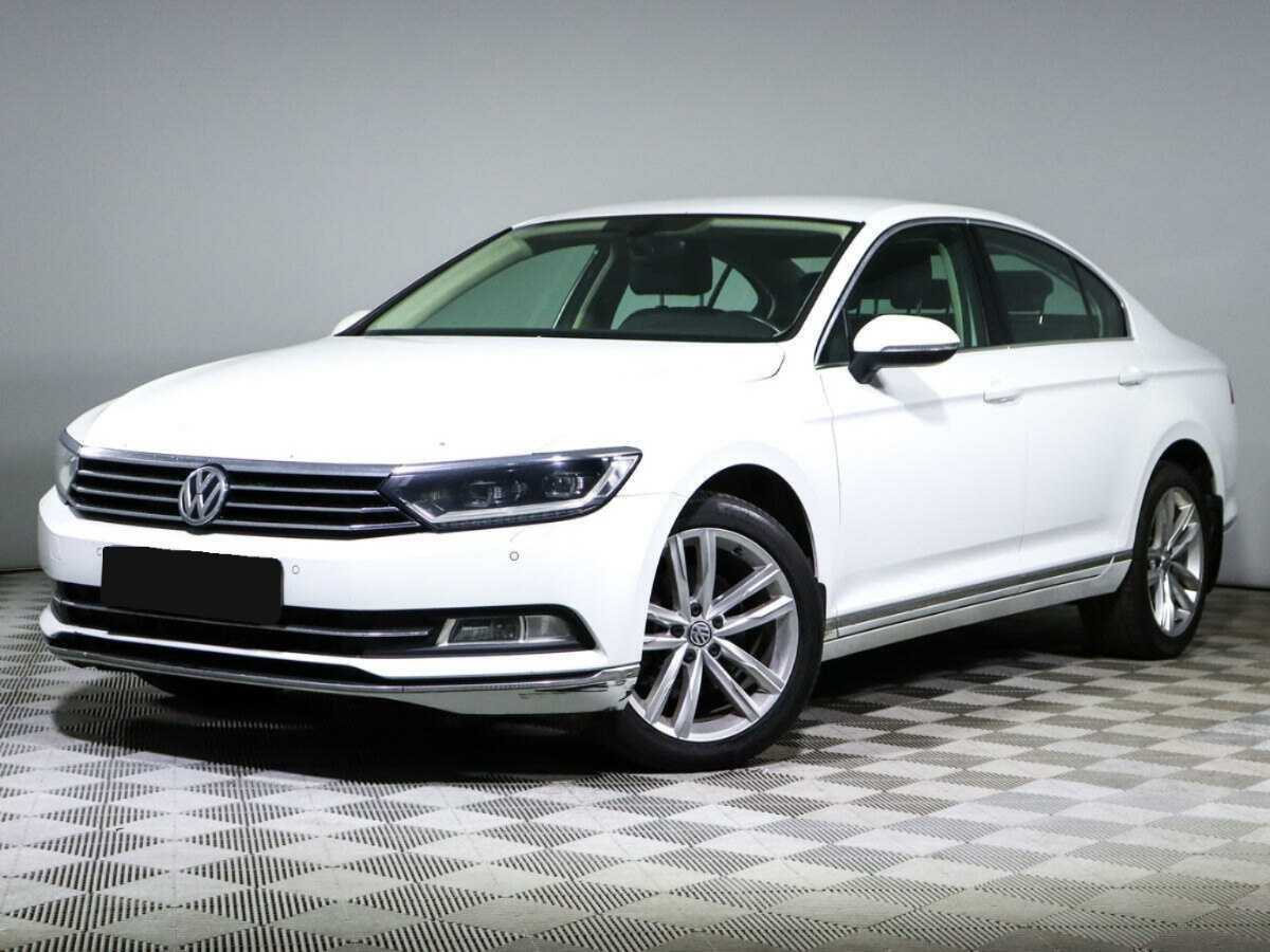 Volkswagen Passat, 2016 - фото №1