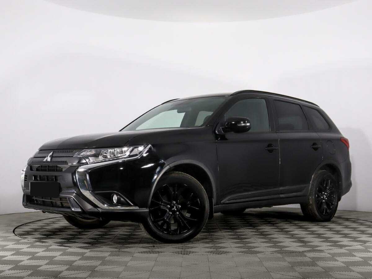 Mitsubishi Outlander, 2020 - фото №1