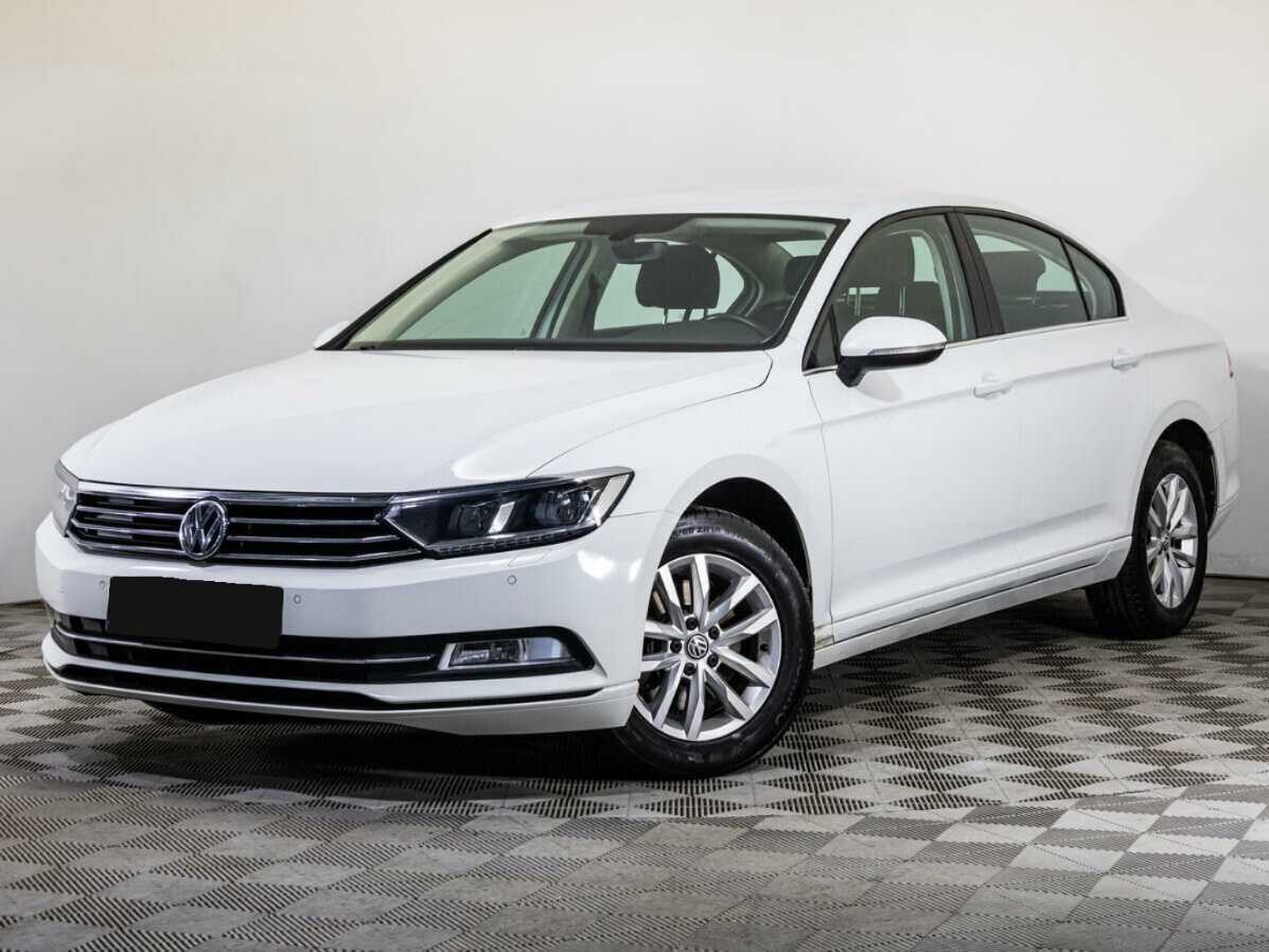 Volkswagen Passat, 2016 - фото №1