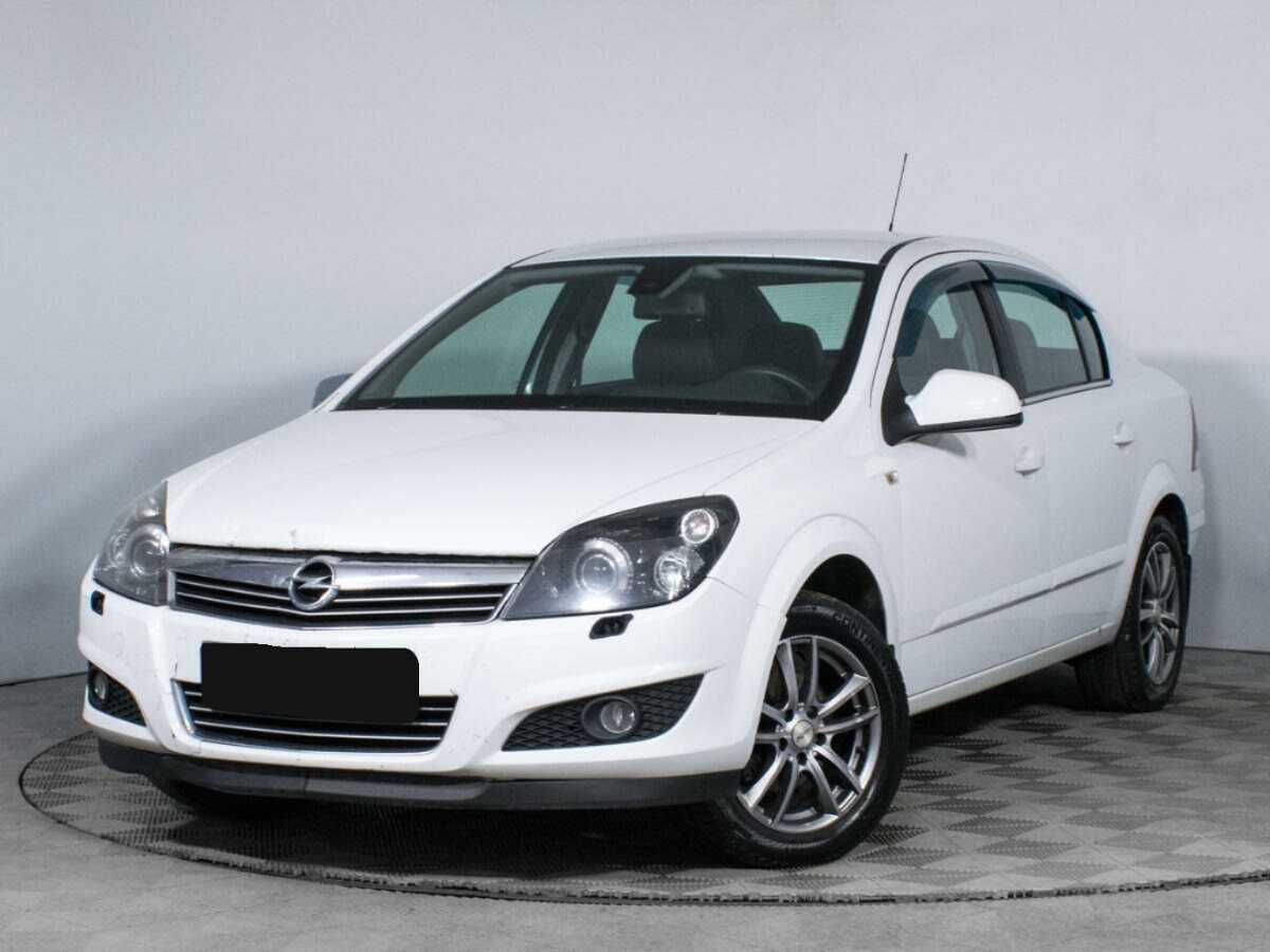 Opel Astra, 2014 - фото №1