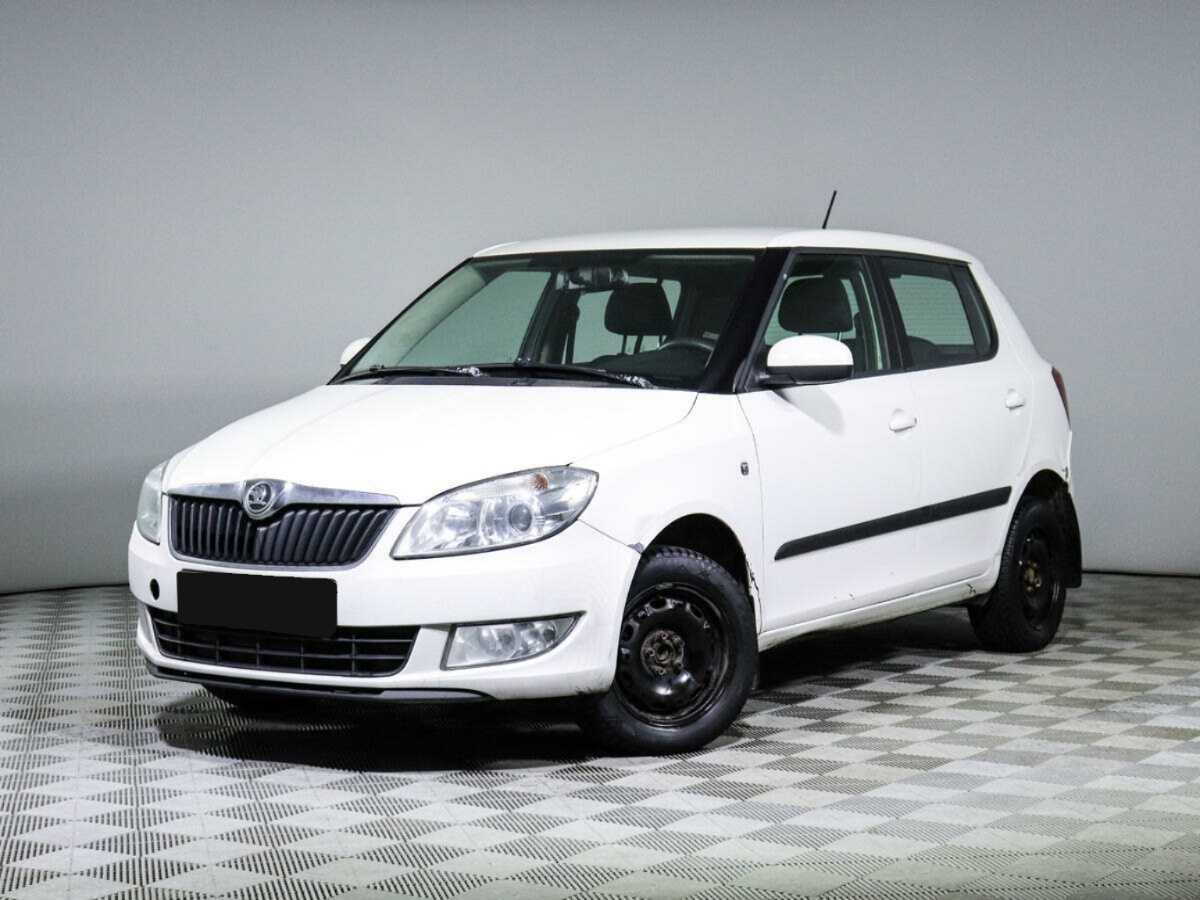 Skoda Fabia, 2014 - фото №1