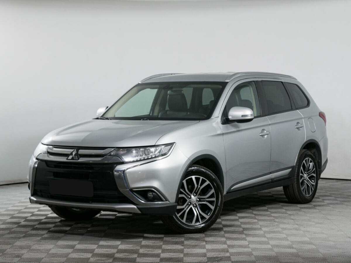 Mitsubishi Outlander, 2017 - фото №1