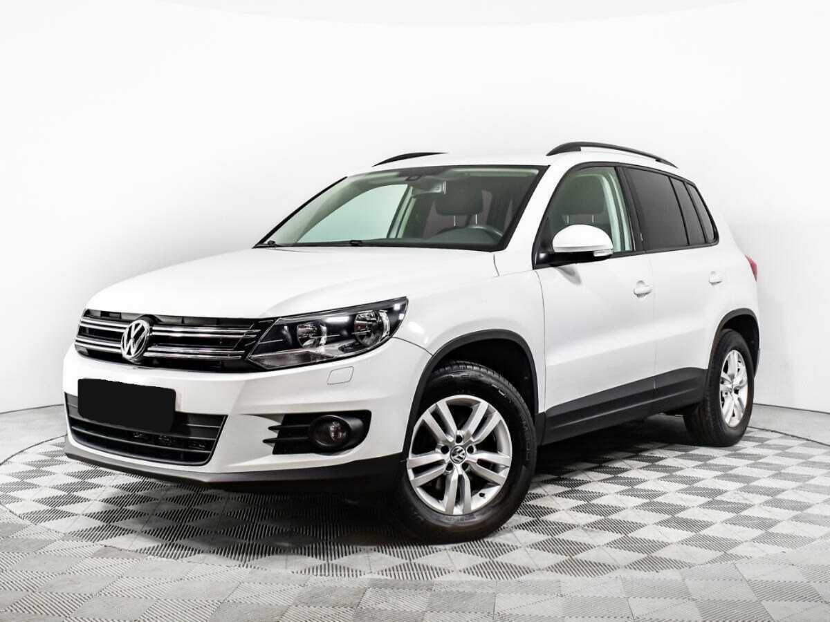 Volkswagen Tiguan, 2015 - фото №1