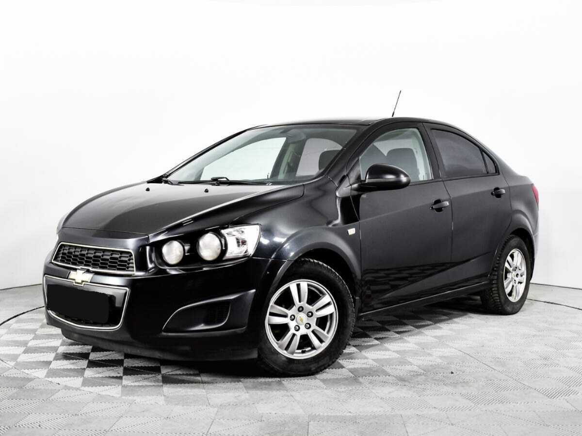 Chevrolet Aveo, 2014 - фото №1