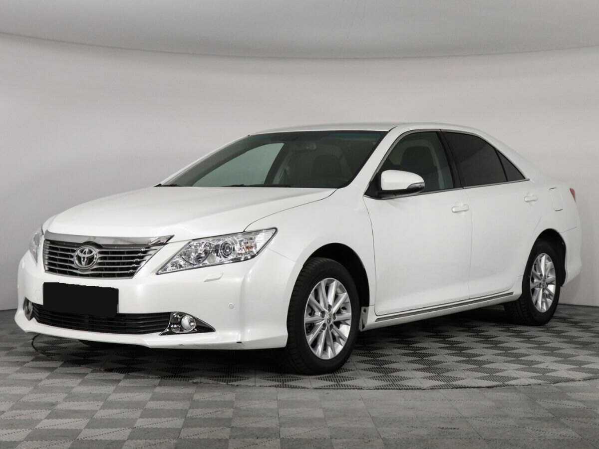Toyota Camry, 2014 - фото №1