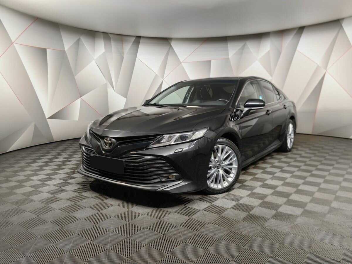 Toyota Camry, 2019