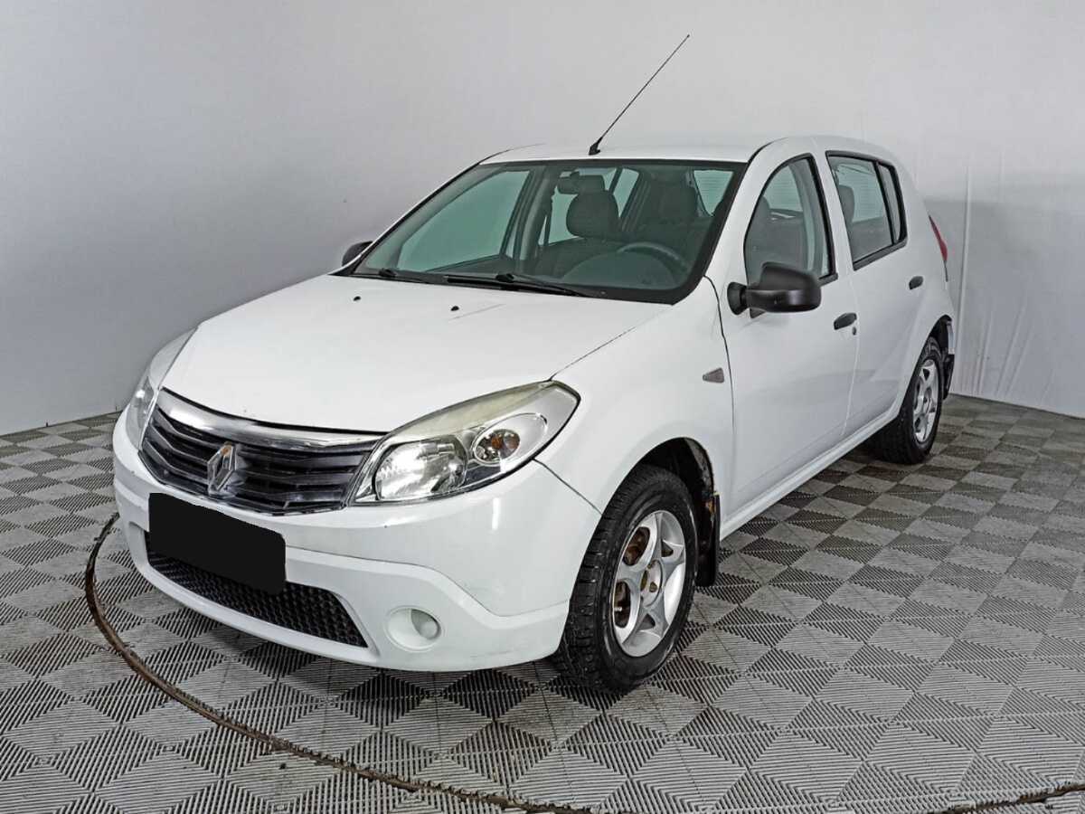 Renault Sandero, 2014 - фото №1