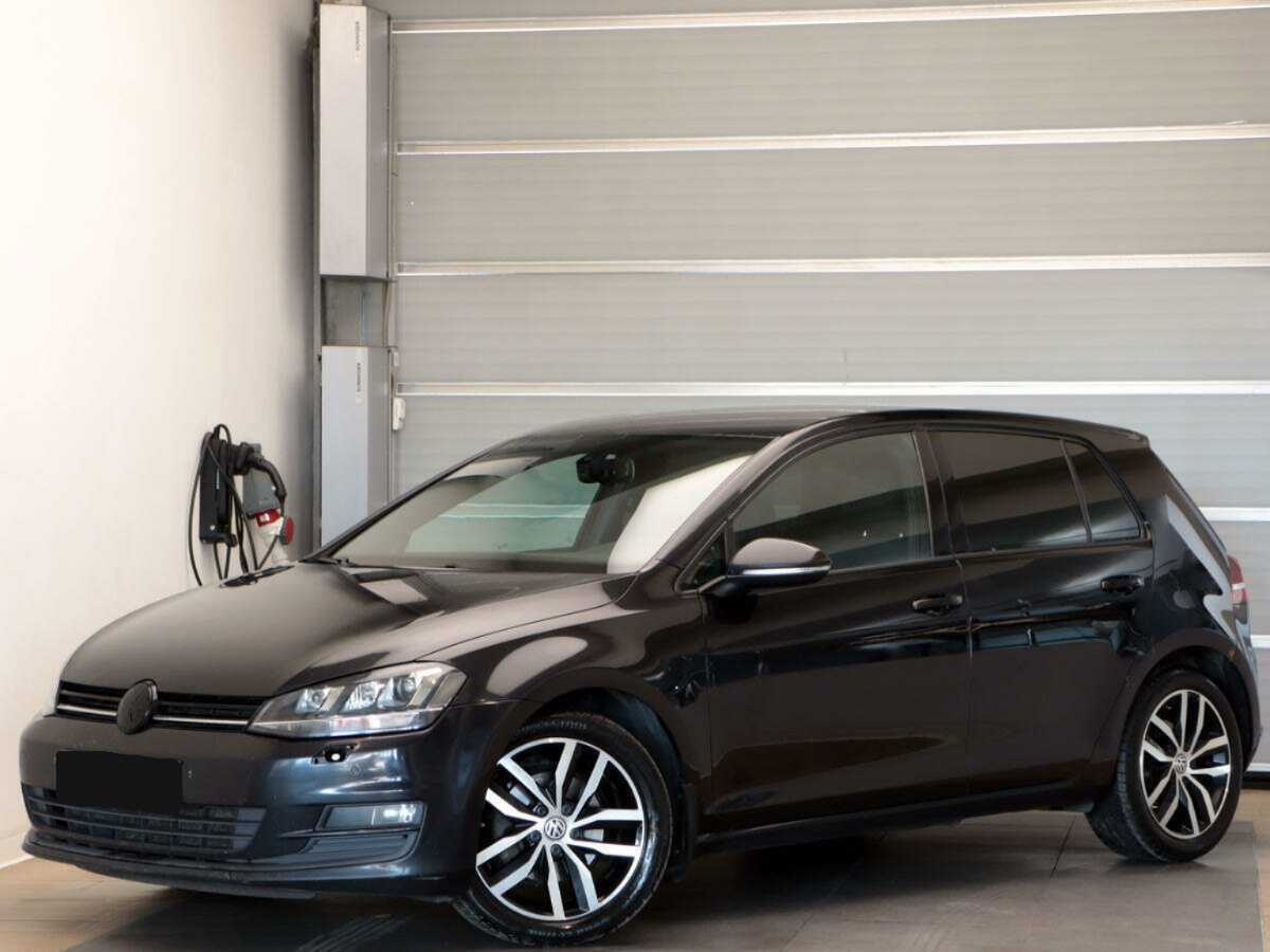 Volkswagen Golf, 2013 - фото №1