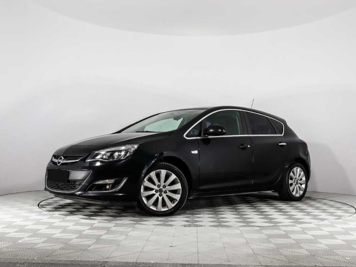 Opel Astra, 2013 - фото №1