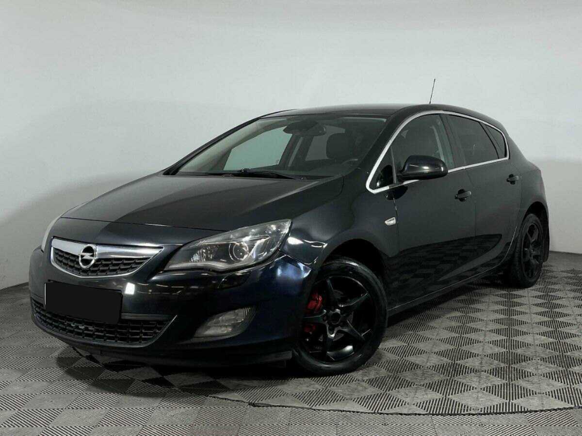 Opel Astra, 2012 - фото №1