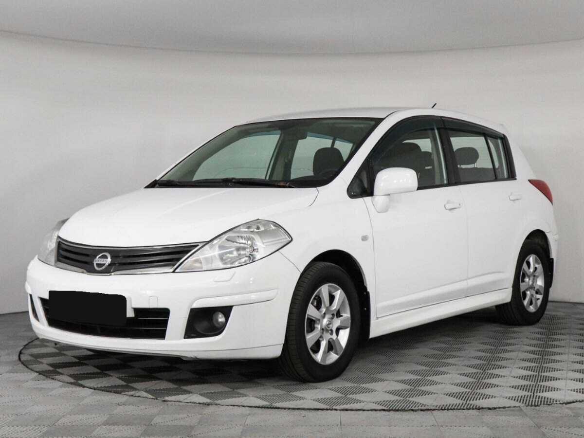 Nissan Tiida, 2013 - фото №1
