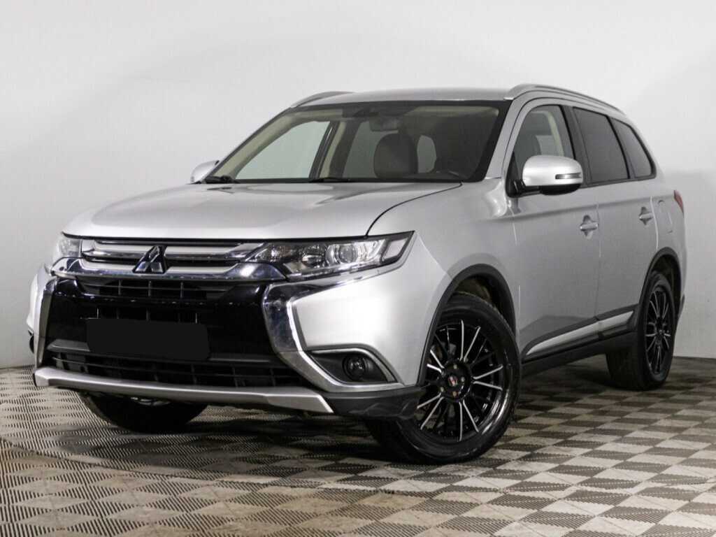 Mitsubishi Outlander, 2016 - фото №1