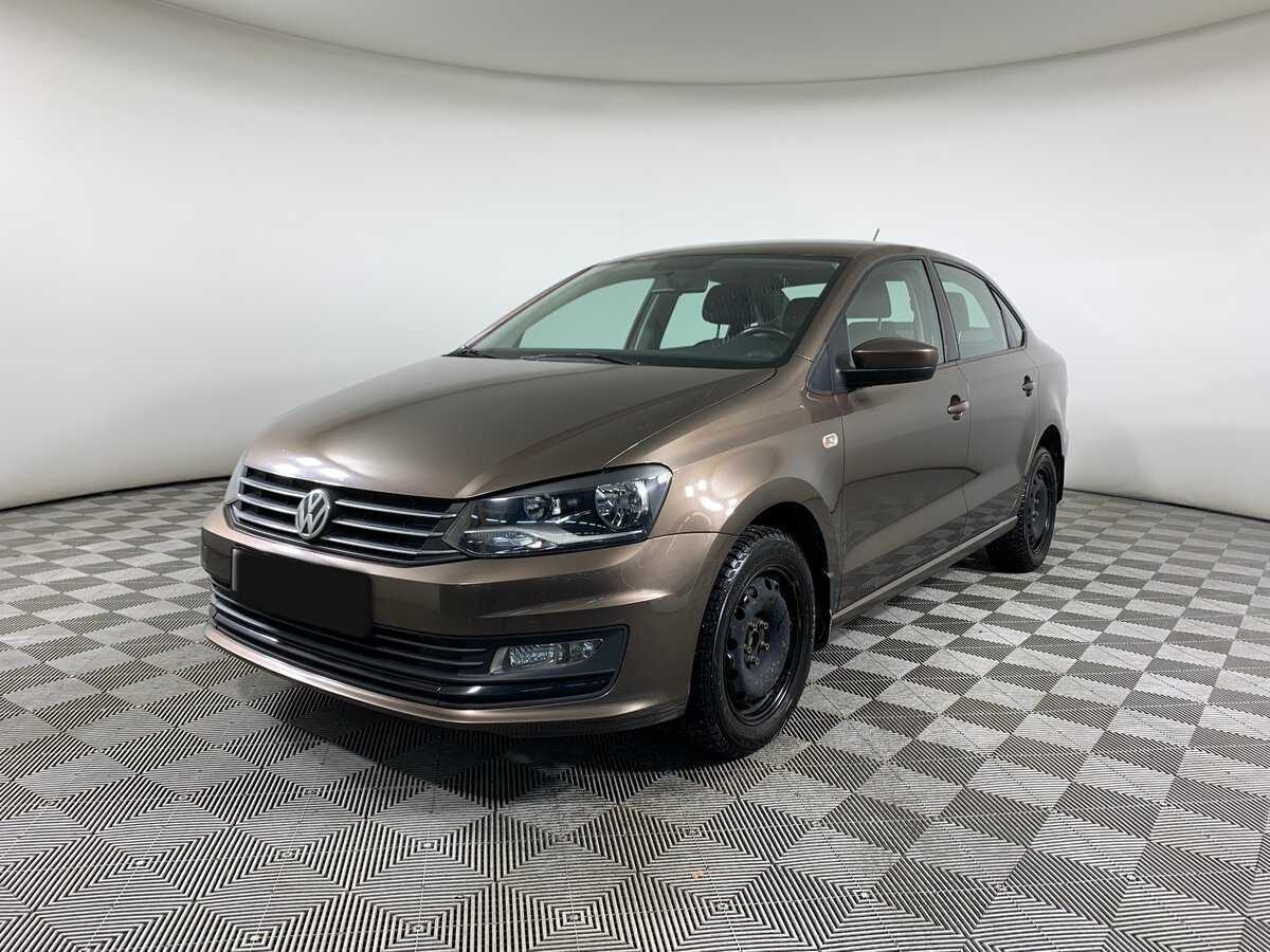 Volkswagen Polo, 2016 - фото №1