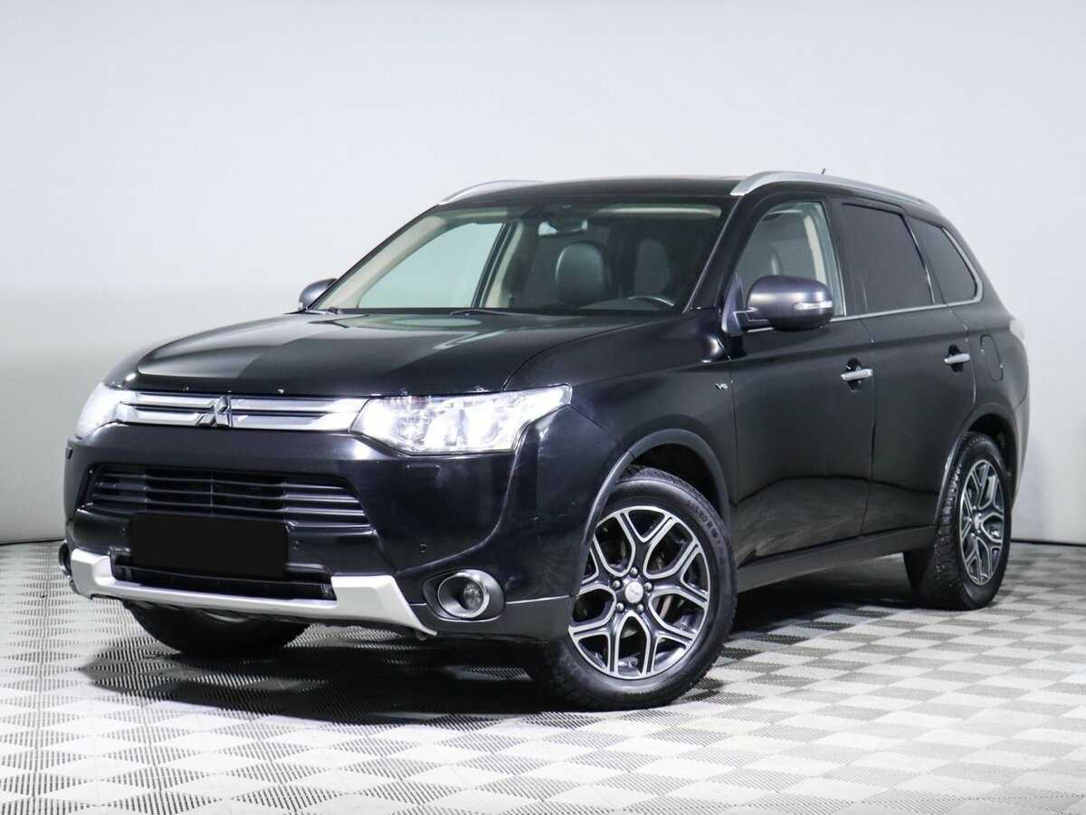Mitsubishi Outlander, 2014 - фото №1