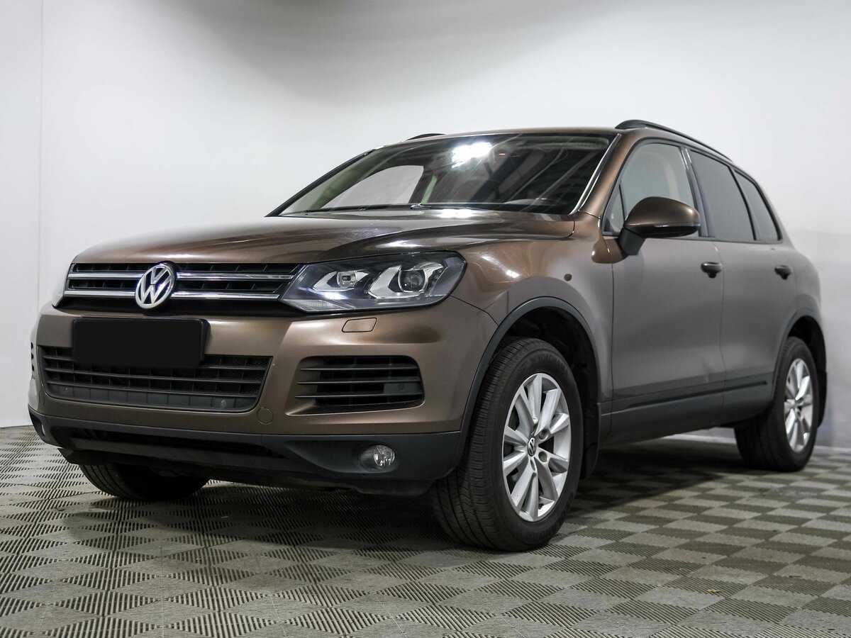 Volkswagen Touareg, 2013 - фото №1