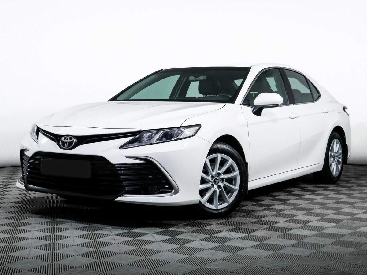 Toyota Camry, 2021 - фото №1