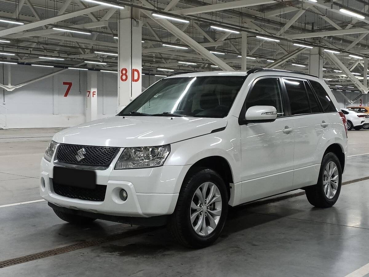 Suzuki Grand Vitara, 2013 - фото №1